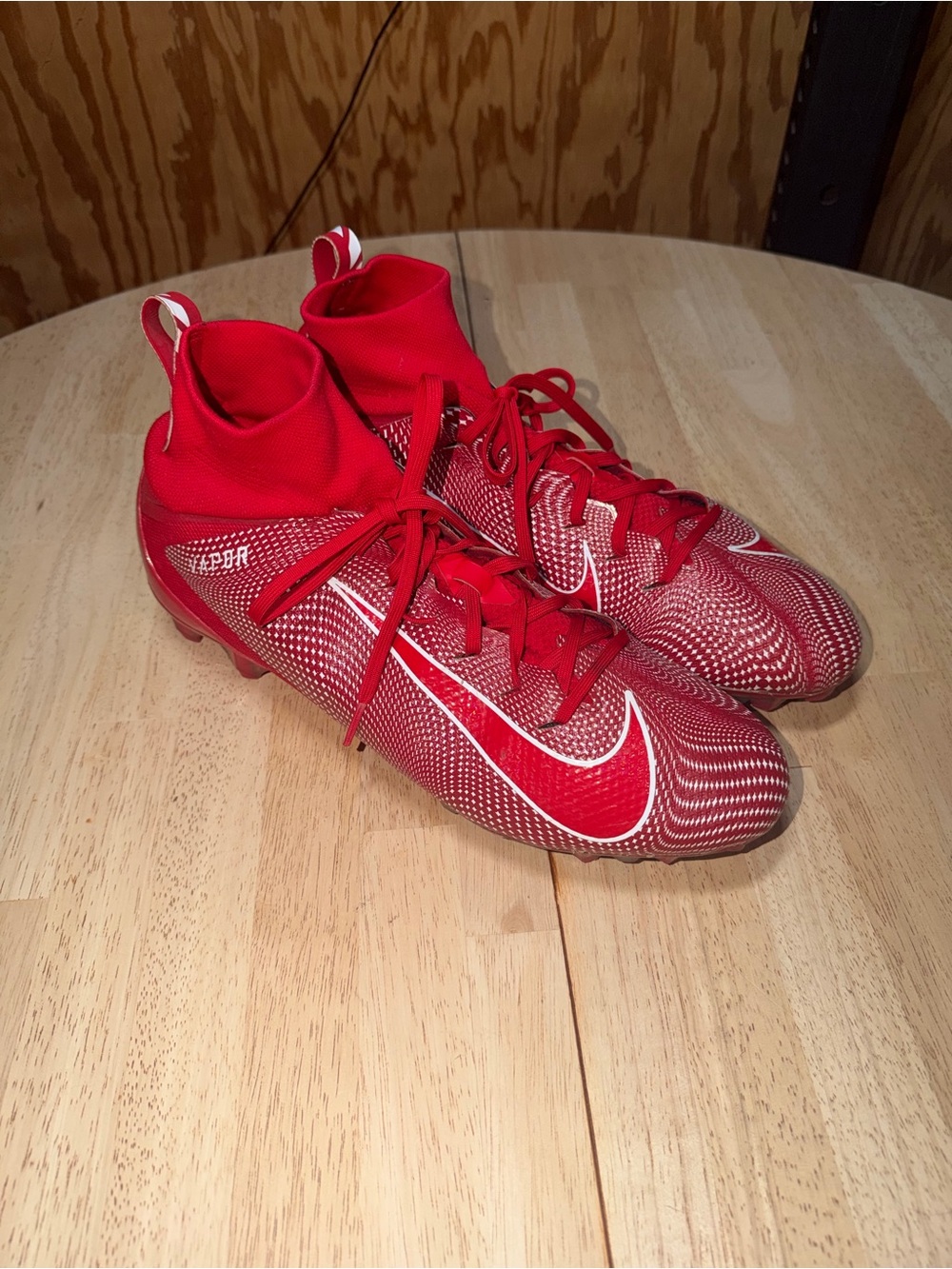 Nike Vapor Untouchable Pro 3 Size 13 Football Cleats University Red 917165-600